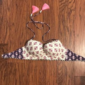 Victoria’s Secret bikini set